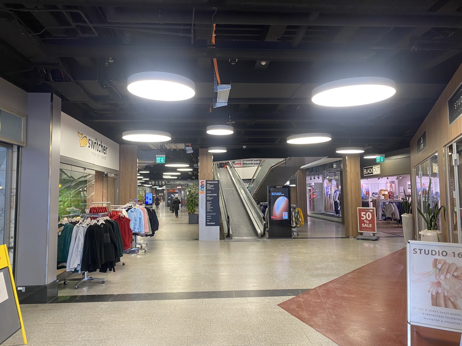 50-140m² shop, photo 6 of 7