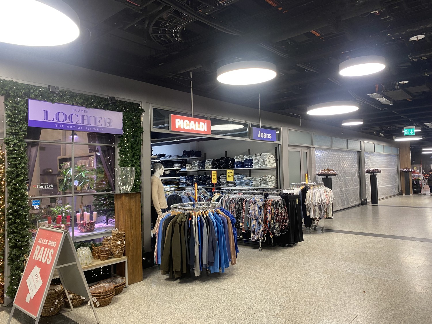 50-140m² shop, photo 5 of 7
