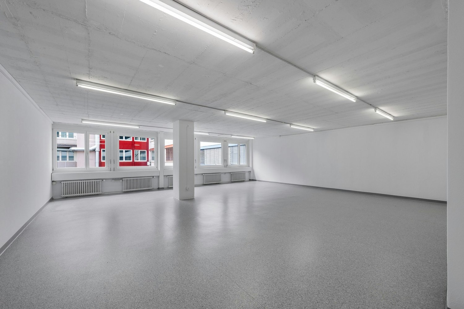 70m² office, photo 3 of 7