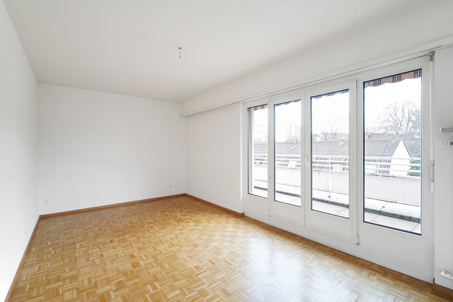 5 rooms apartment, photo 3 of 5