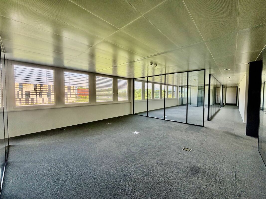 750m² office, photo 10 of 10