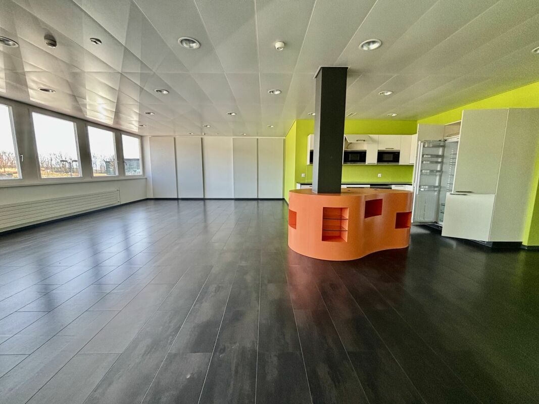 750m² office, photo 5 of 10