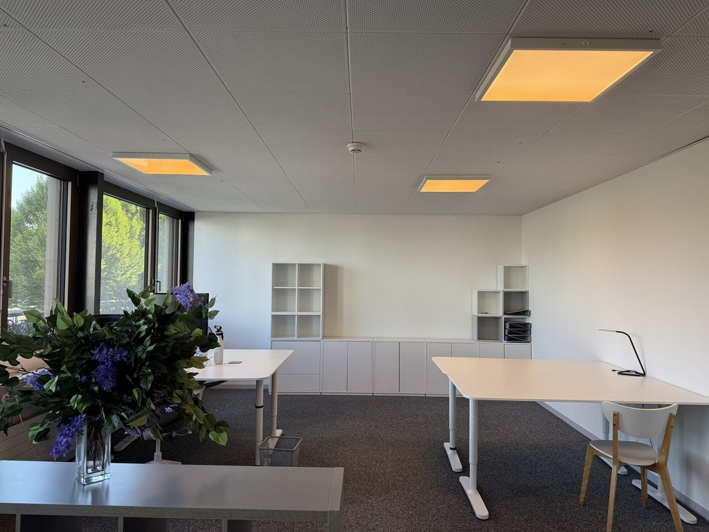 58m² commercial, photo 1 of 9