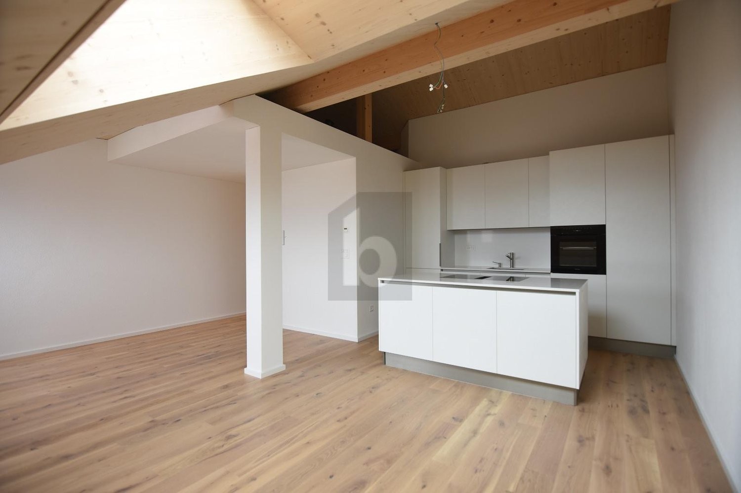 2 ½ pièces appartement au dernier étage