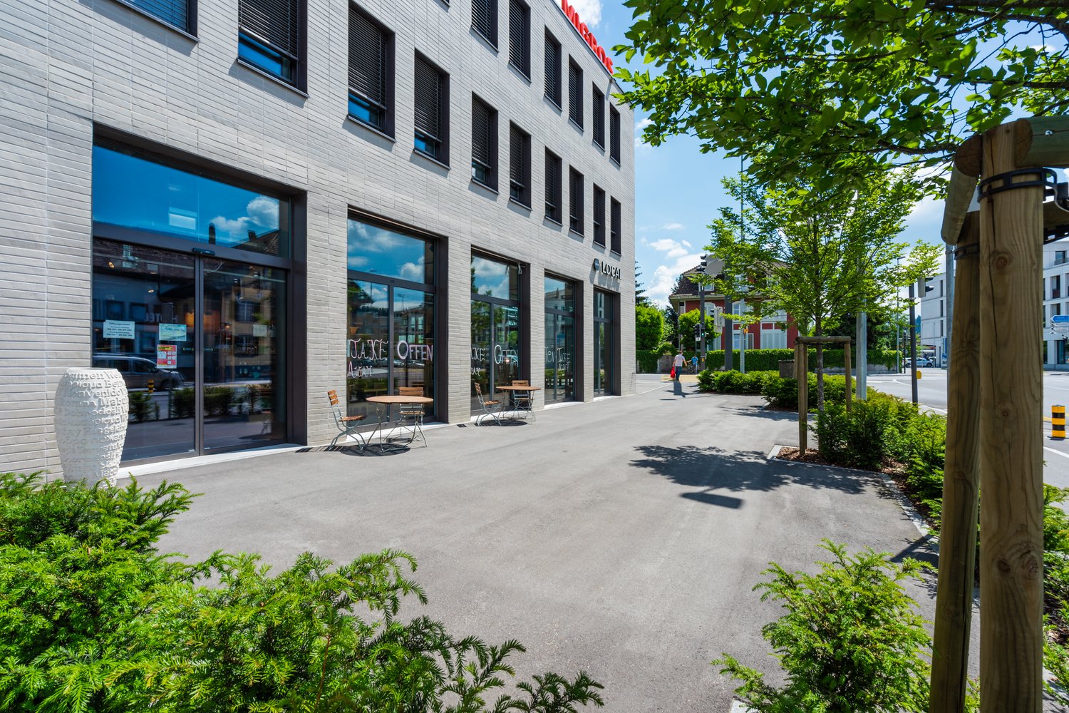 345m² restaurant, photo 3 of 10