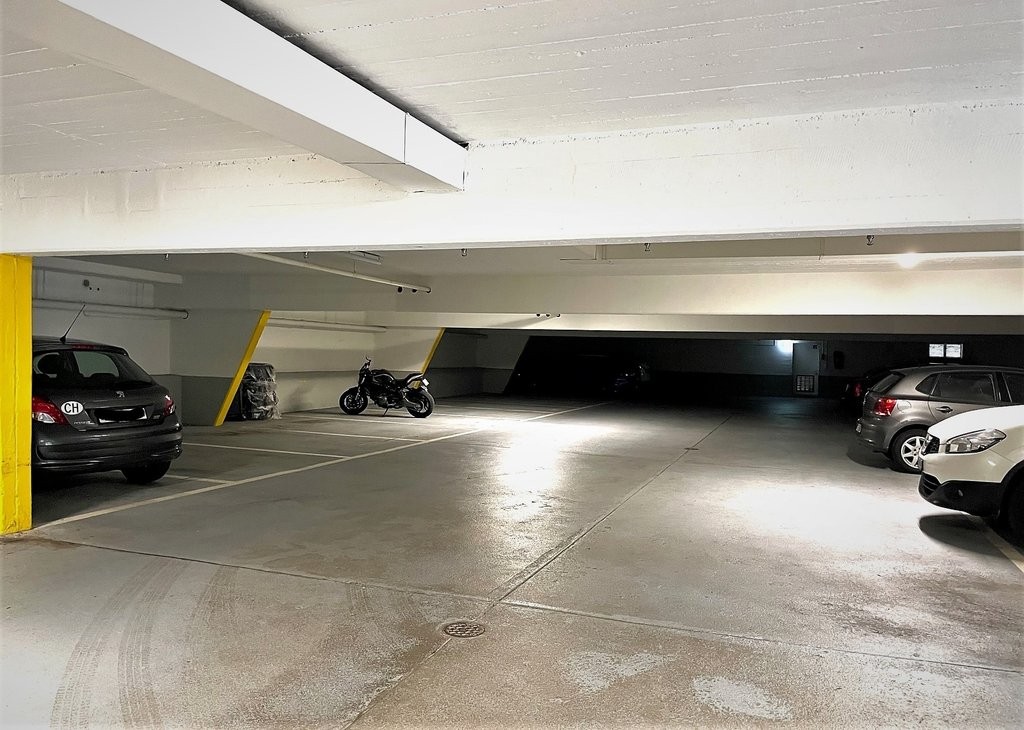 Underground slot