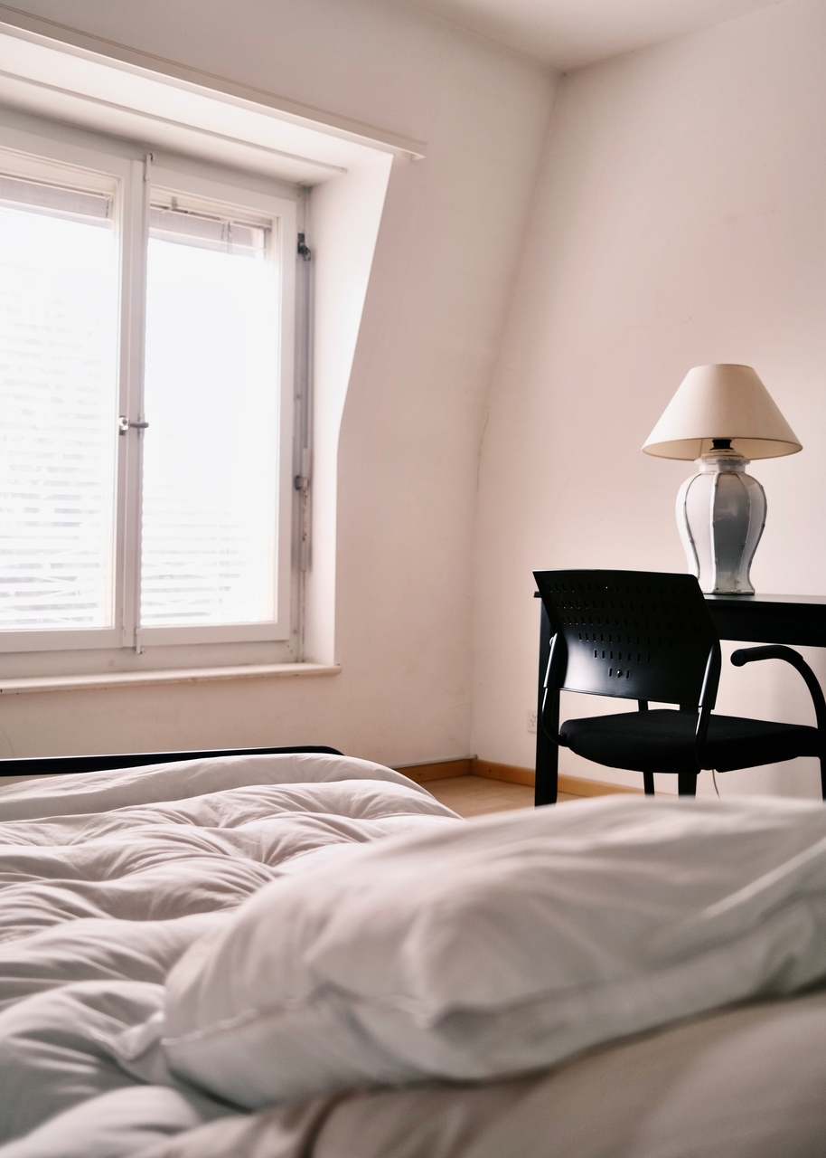 1 room single room