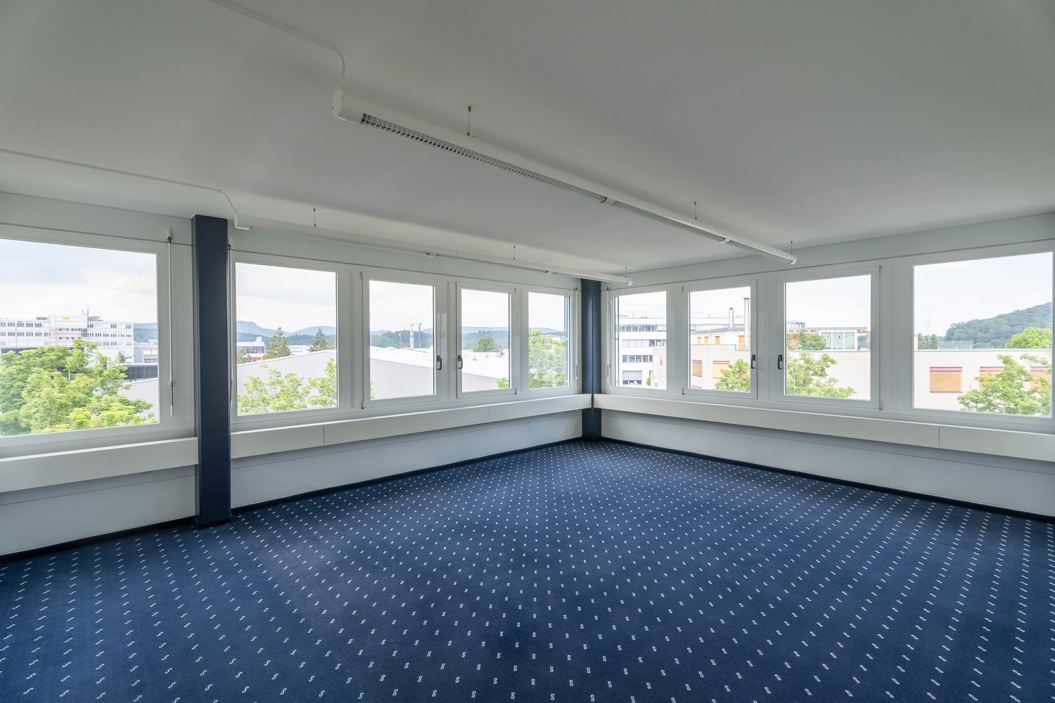 23m² office