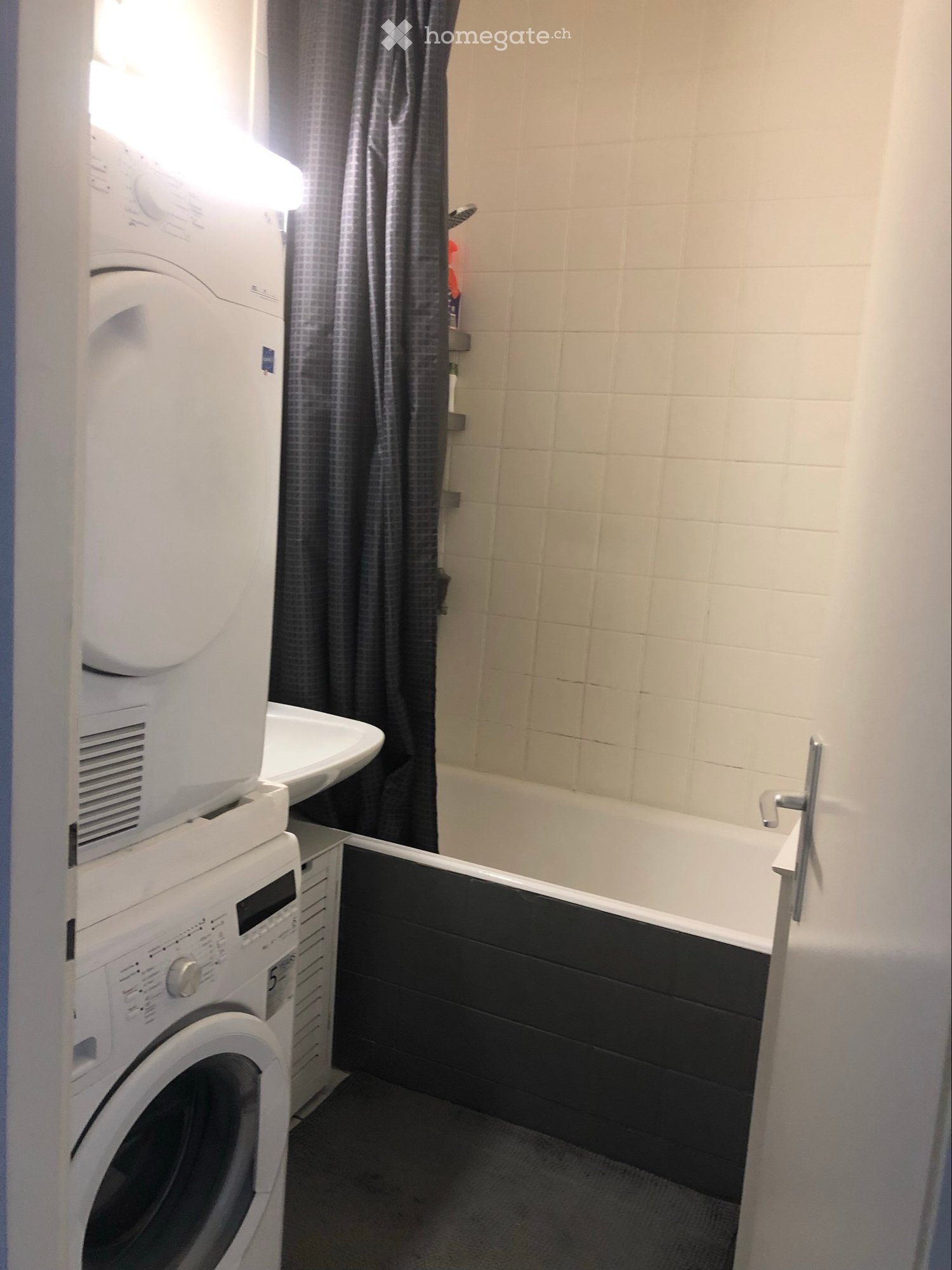 1 room single room