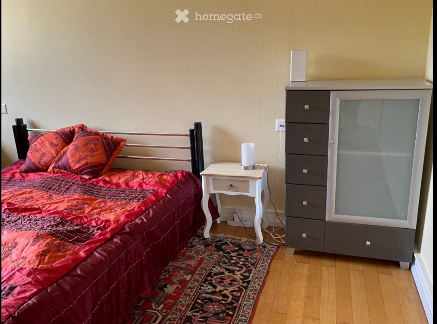 1 room single room, photo 1 of 4