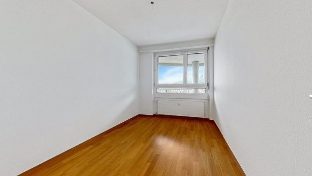 4 rooms apartment, photo 4 of 8