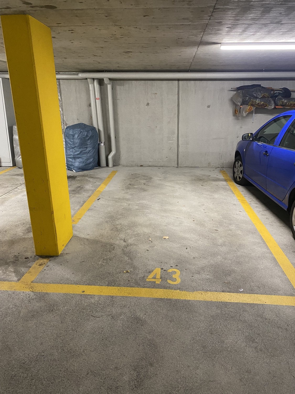 Open slot, photo 2 of 2
