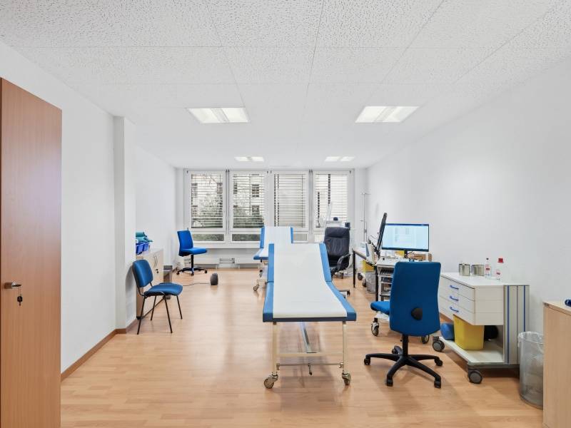 165m² office