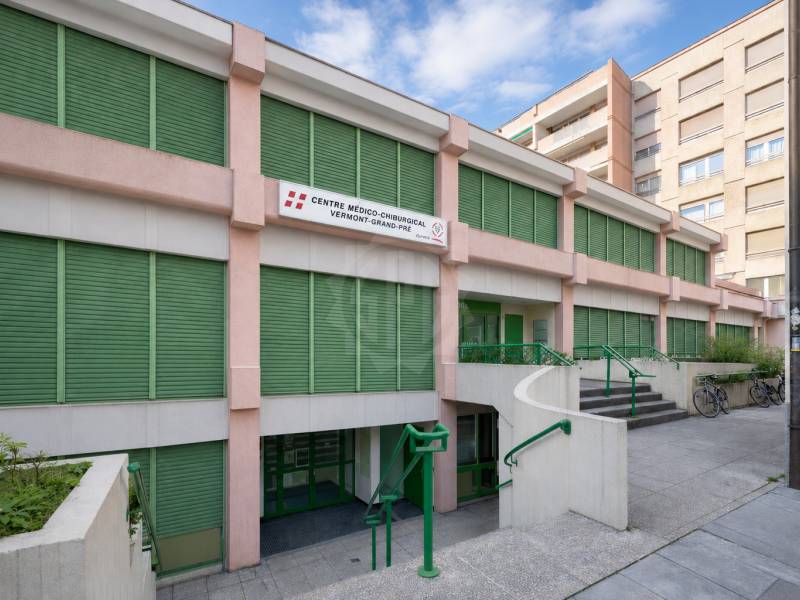 165m² office