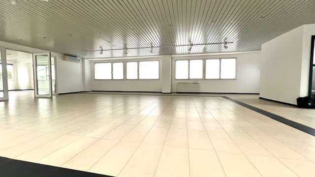 Office, photo 5 of 10