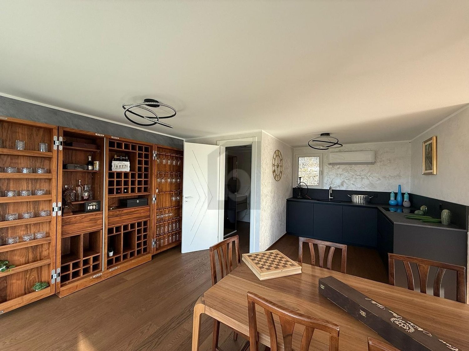 6 ½ rooms villa, photo 4 of 4