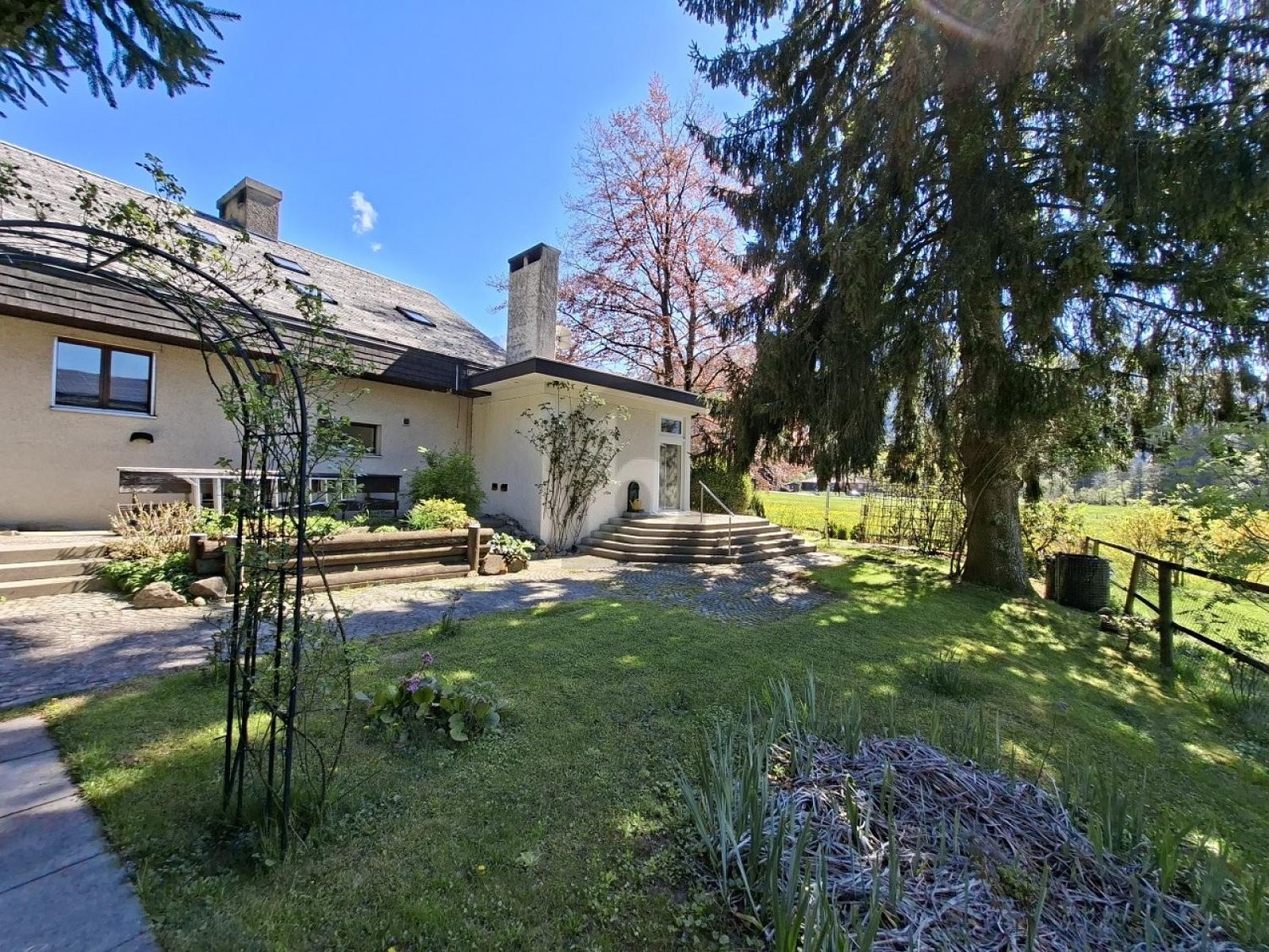 5 ½ rooms duplex house, photo 1 of 4