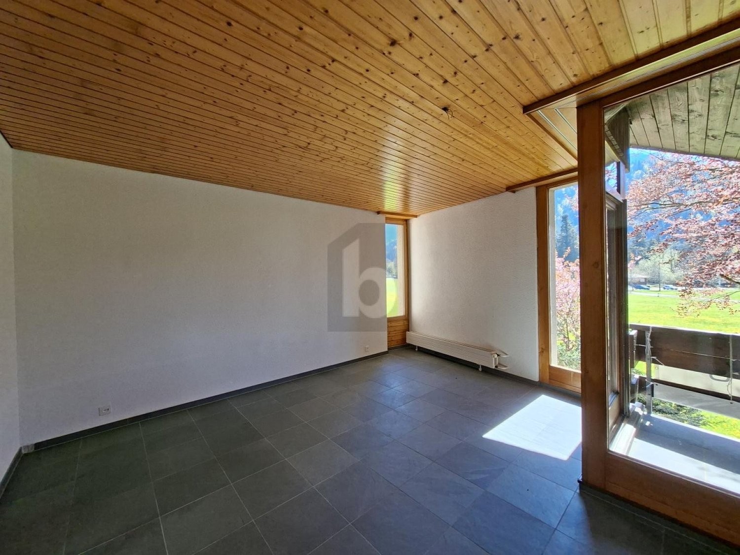 5 ½ rooms duplex house, photo 3 of 4