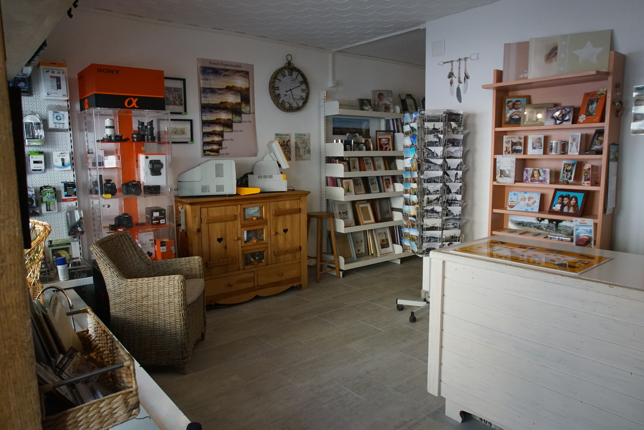Shop, photo 3 of 5