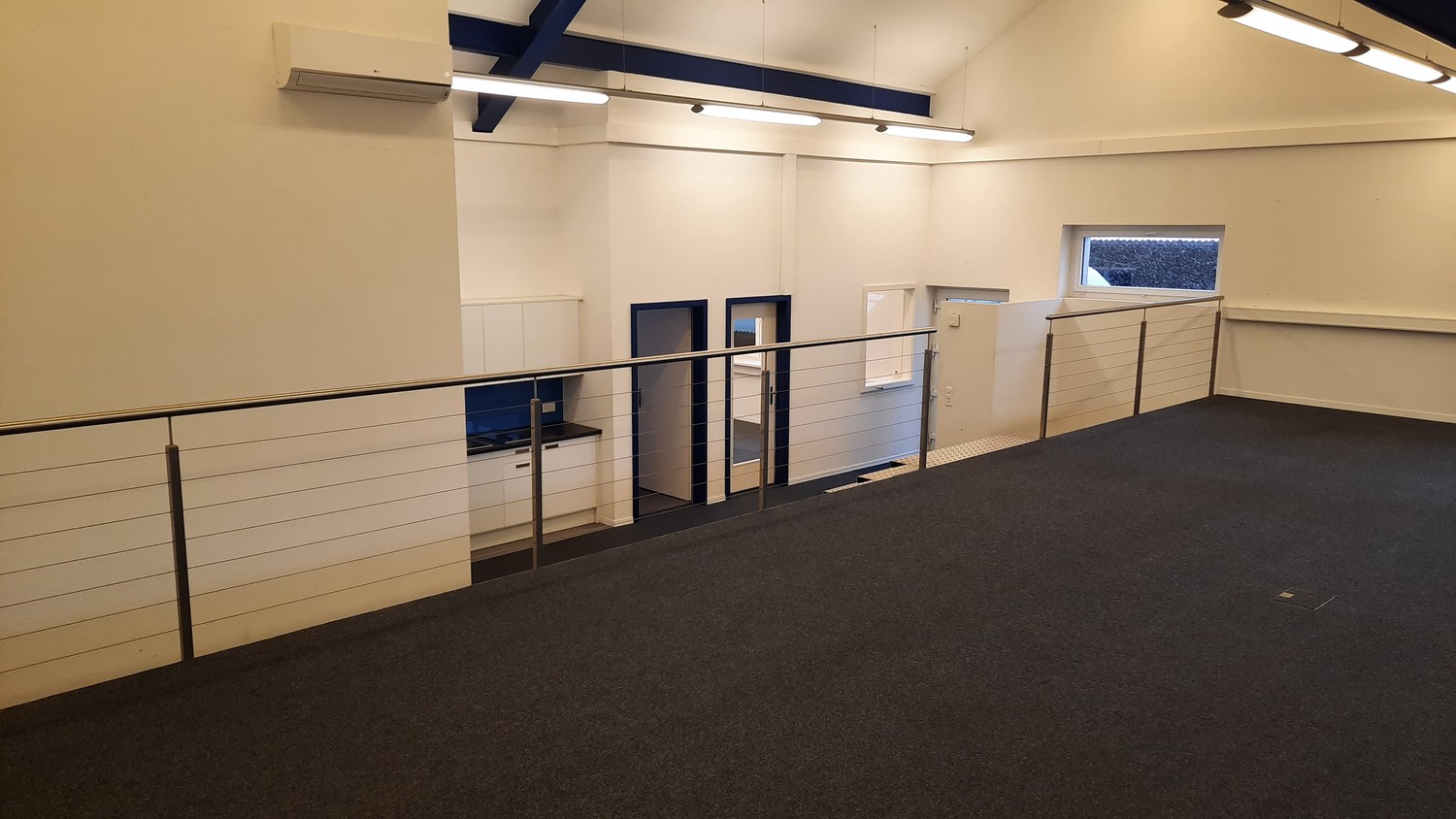 200m² office, photo 9 of 10