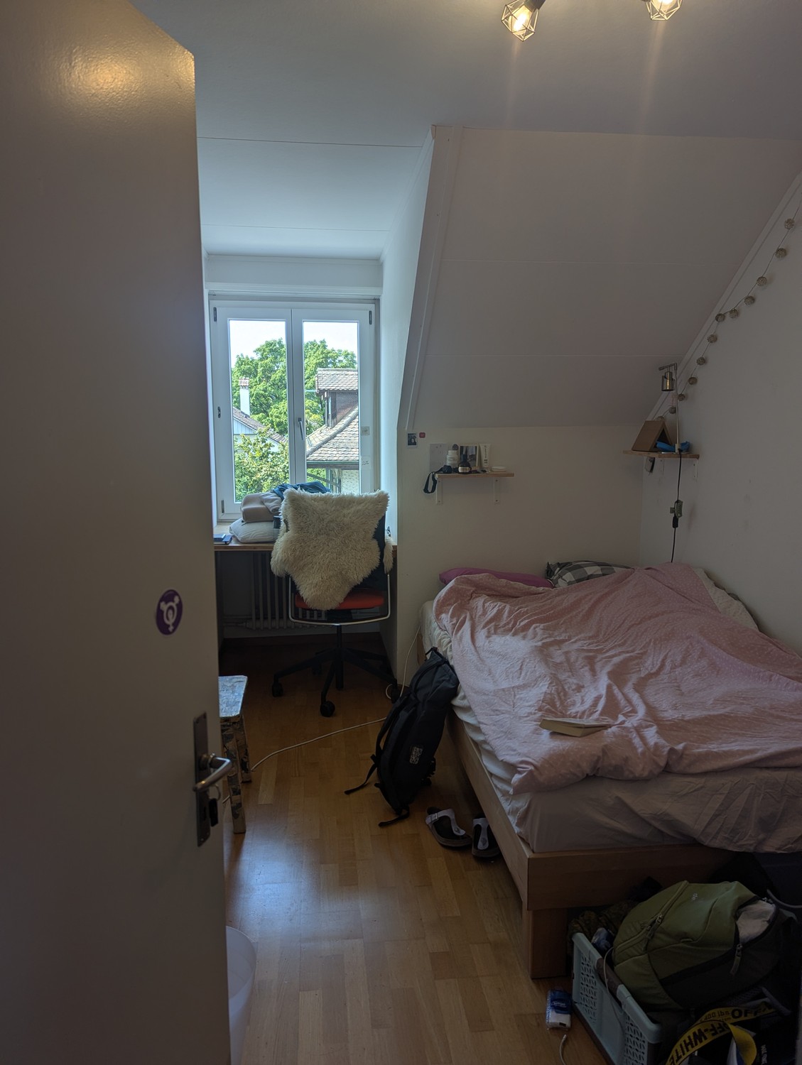 Room in a shared flat, Foto 1 von 4