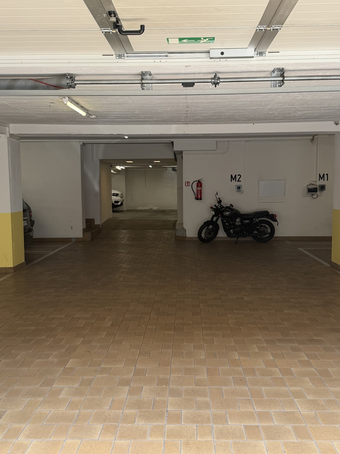 Underground slot, photo 3 of 3