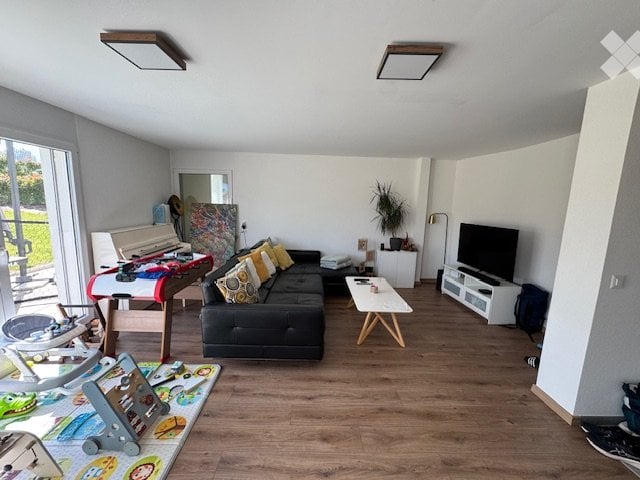 6 rooms single house