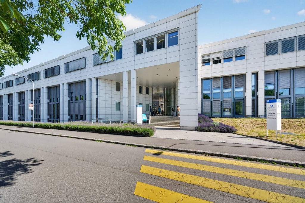 352m² office, photo 2 of 9