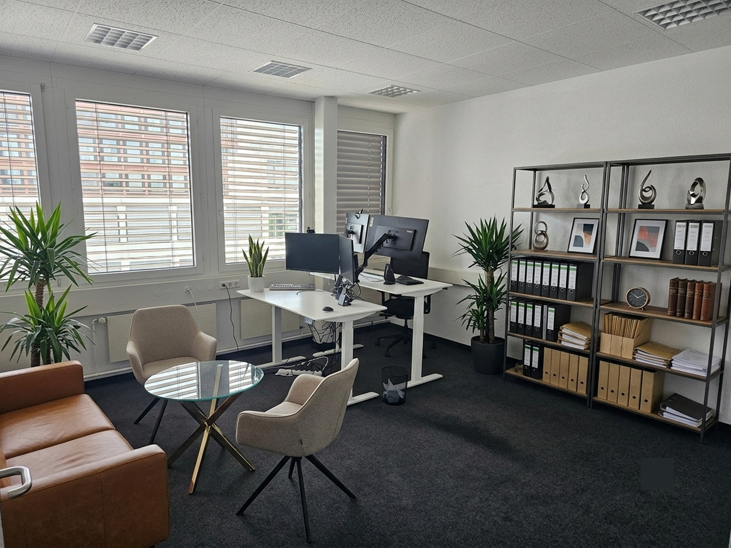 11-100m² office, photo 1 of 5