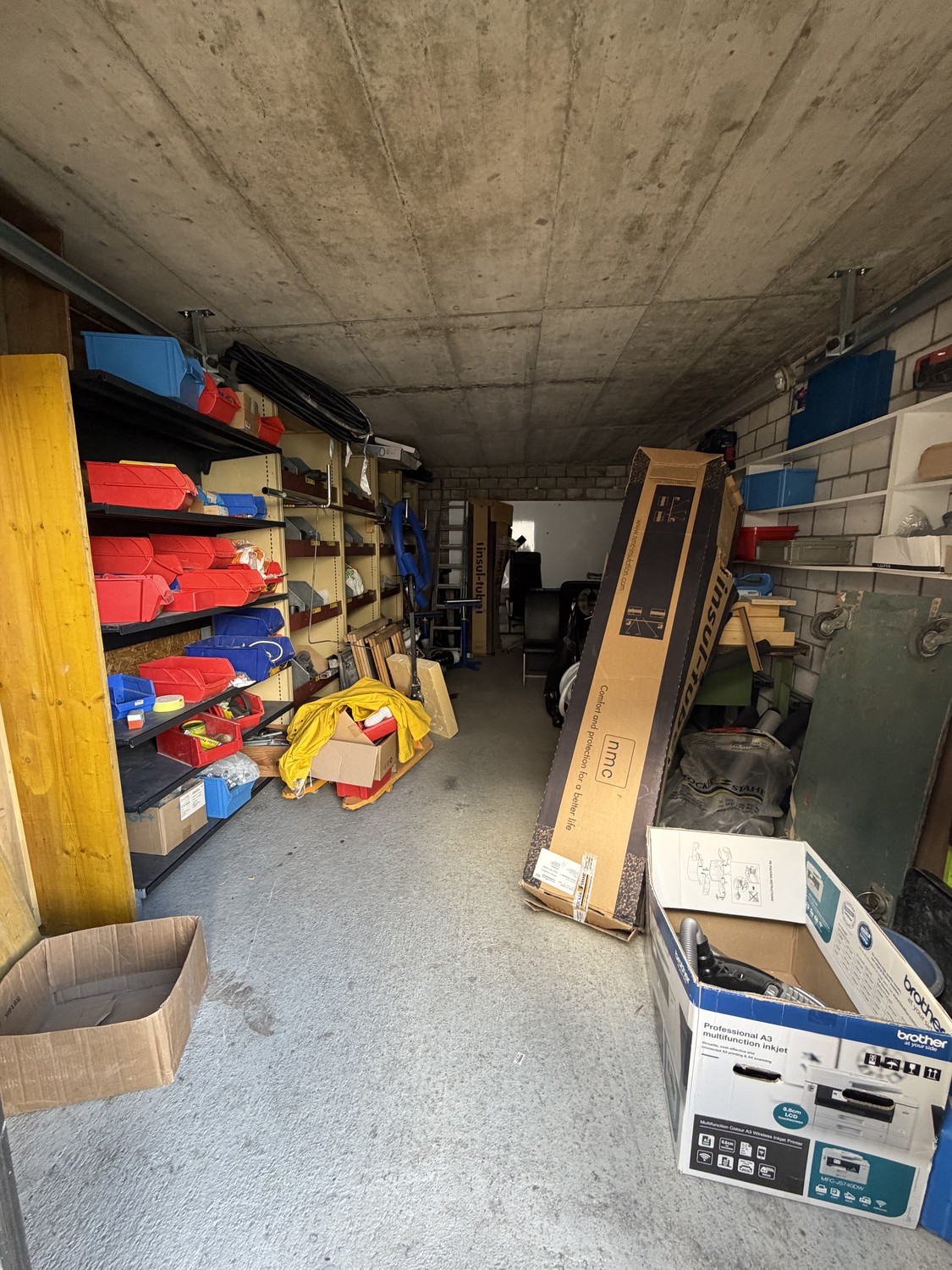 25m² commercial