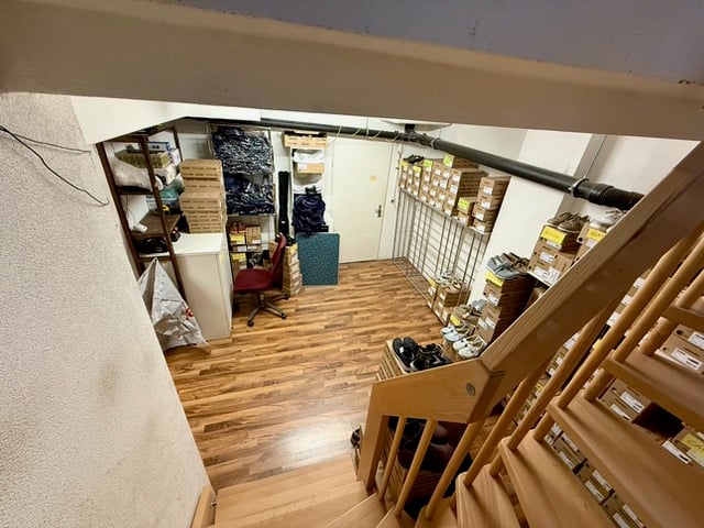 48m² negozio