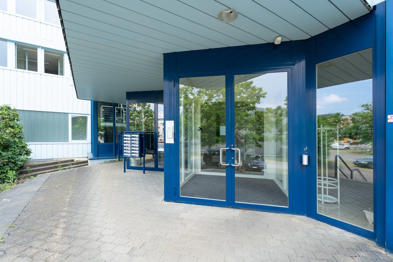 22m² office