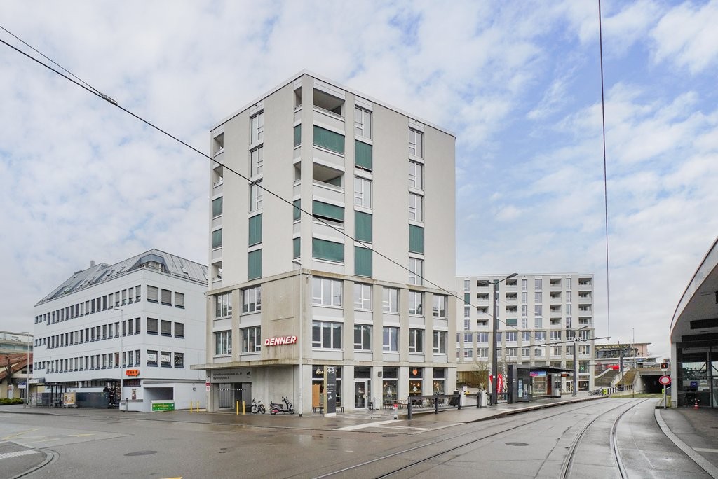 163m² office
