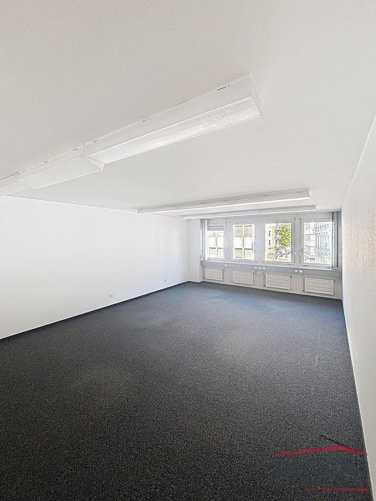 103m² office, photo 4 of 6