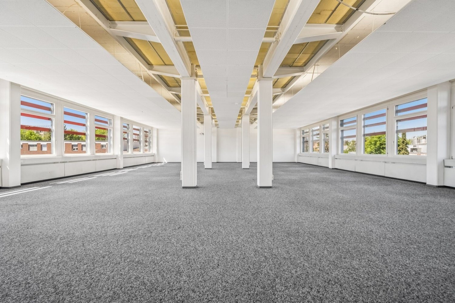 47m² commercial