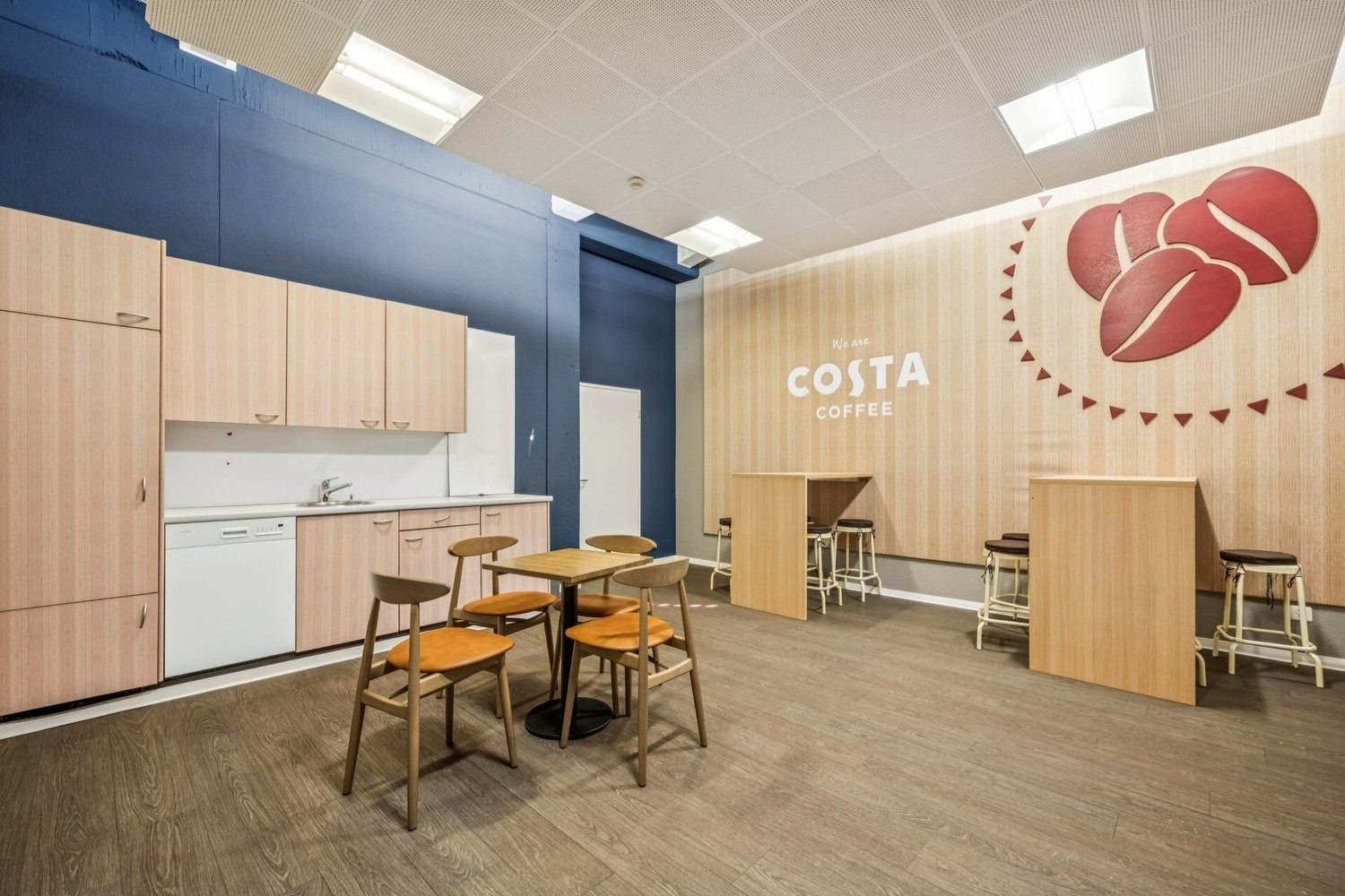 47m² commercial
