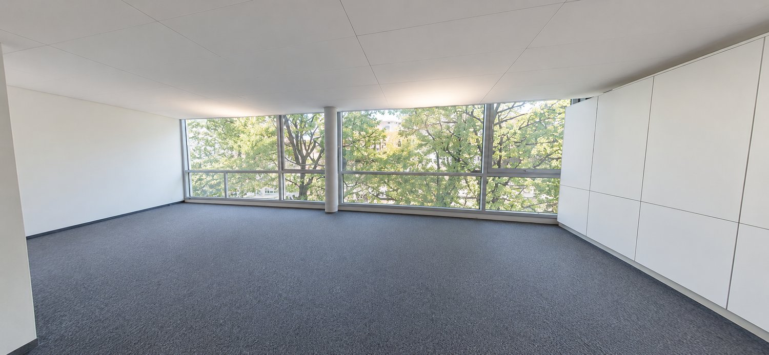 121m² office, photo 1 of 7