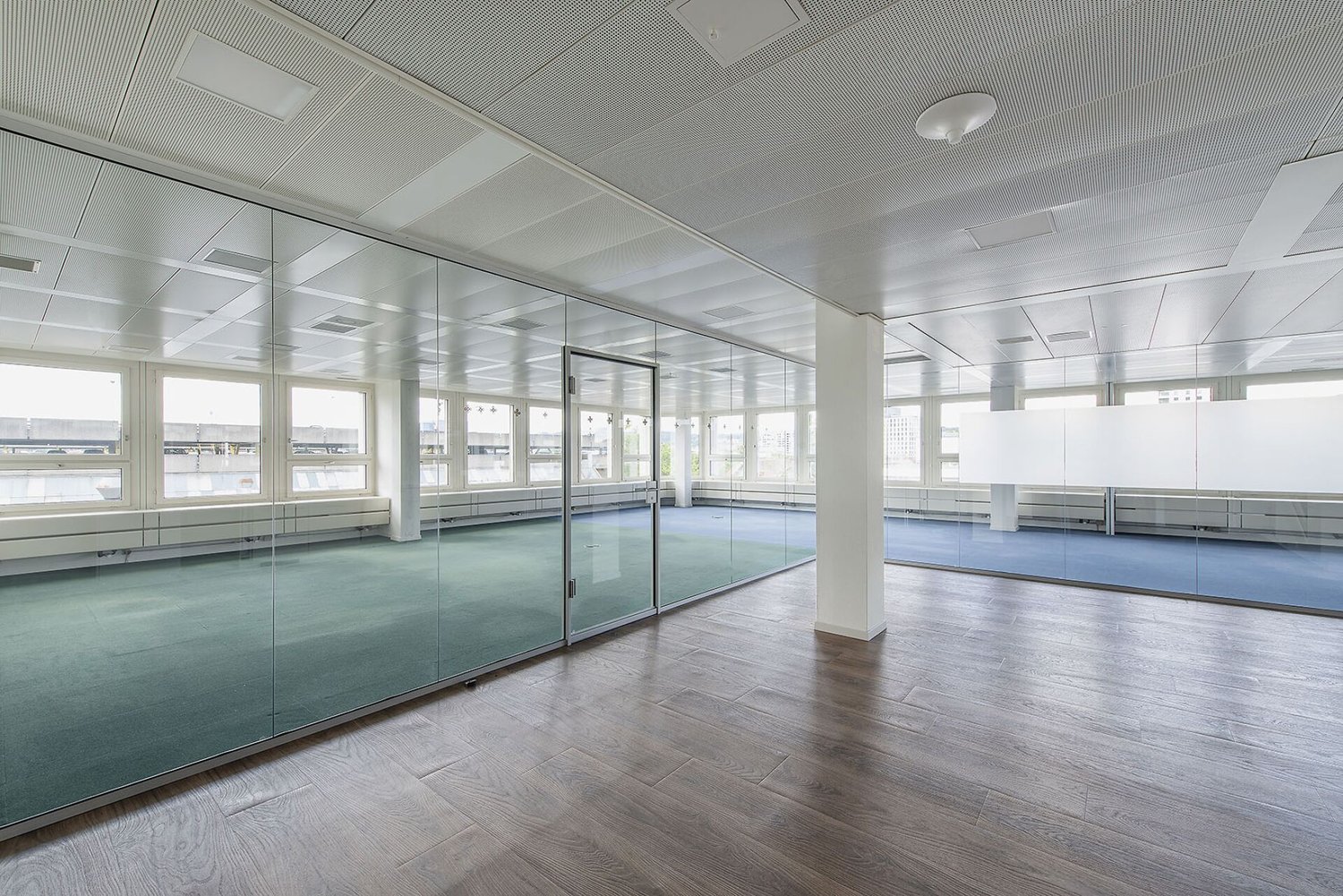 1912m² office, photo 6 of 10