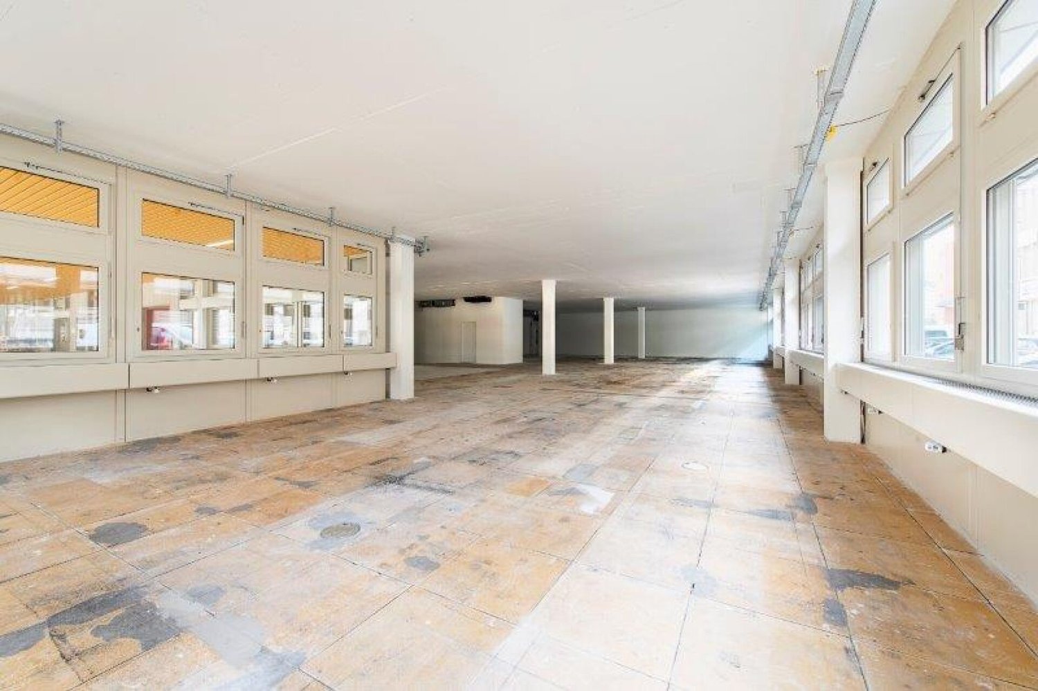 1912m² office, photo 8 of 10