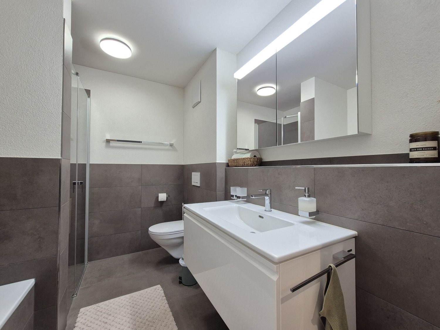 Living / commercial building, photo 5 of 10