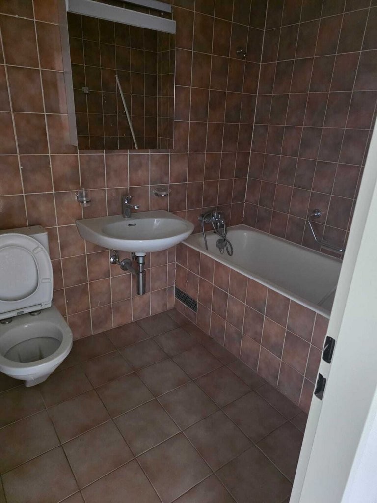 6 rooms apartment