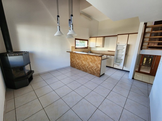 5 rooms single house