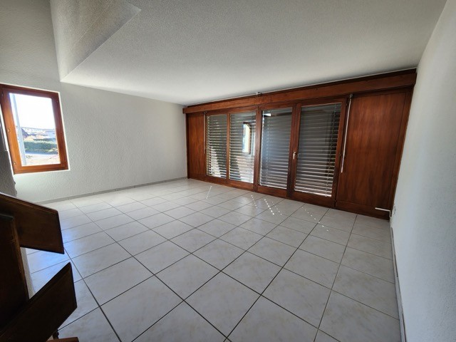 5 rooms single house