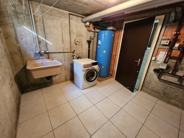 5 rooms single house