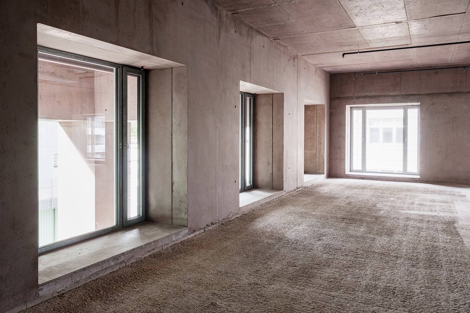 299m² commercial, photo 4 of 8