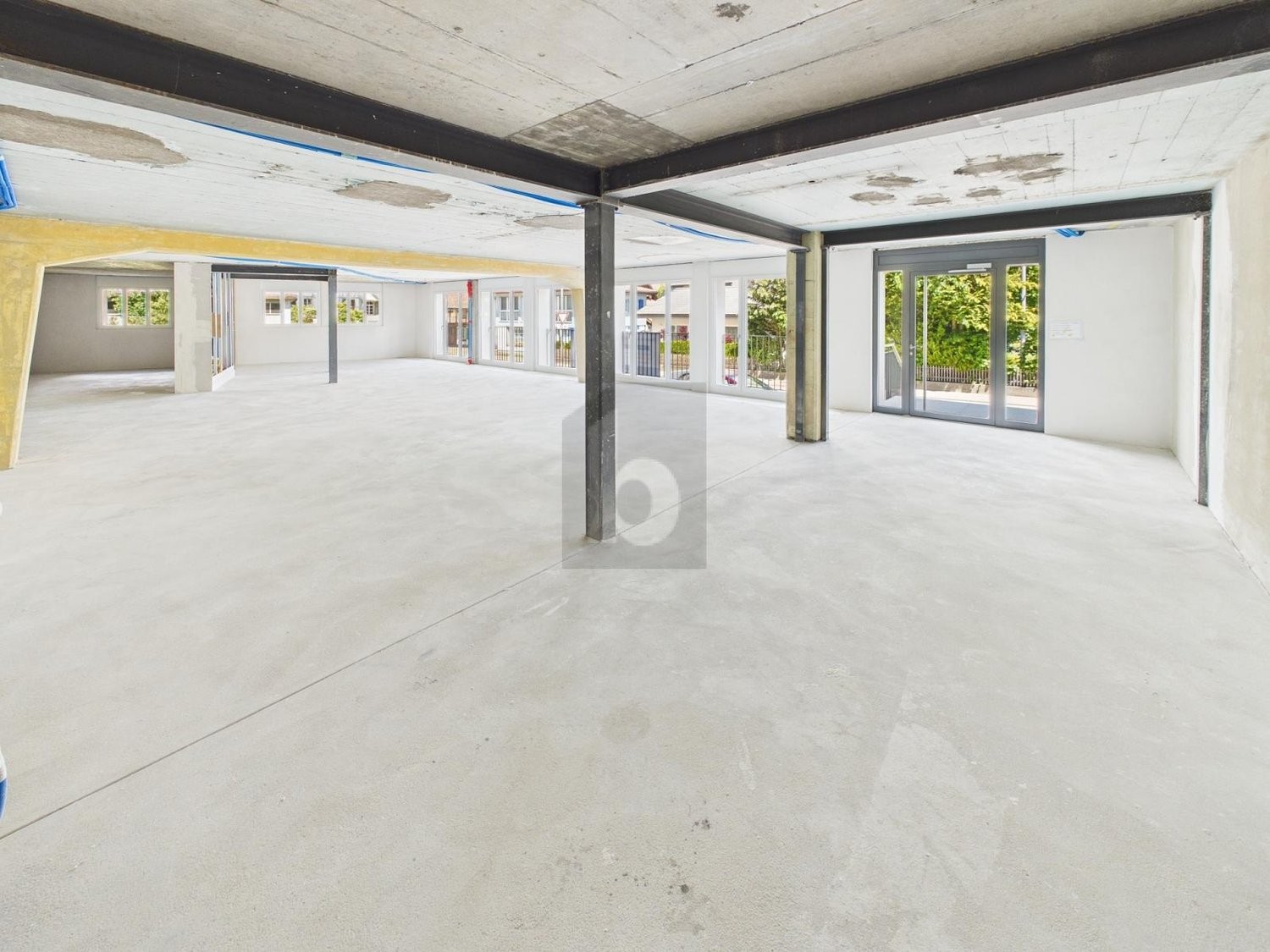 219m² practice, photo 2 of 4