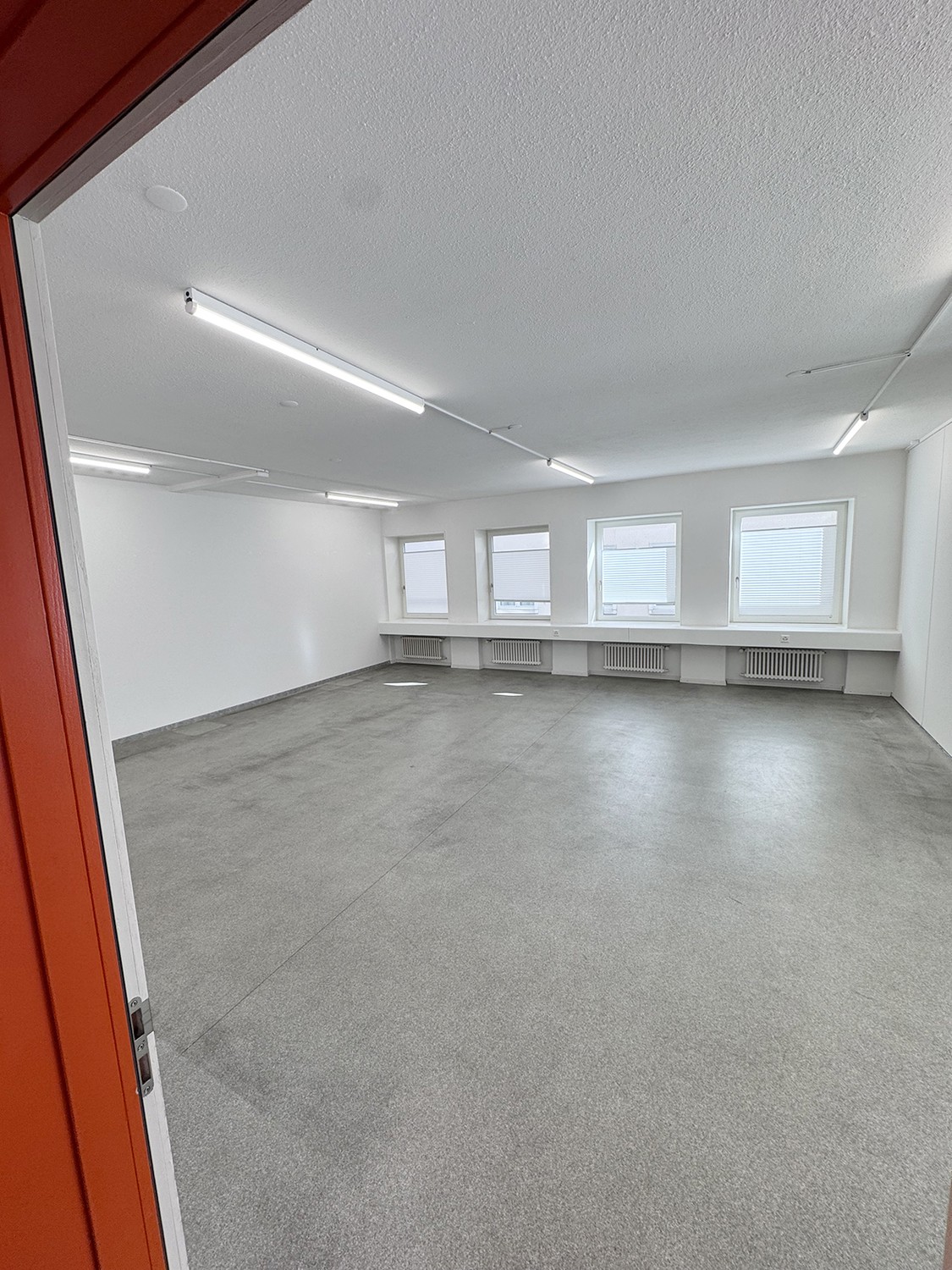 74m² office, photo 2 of 3