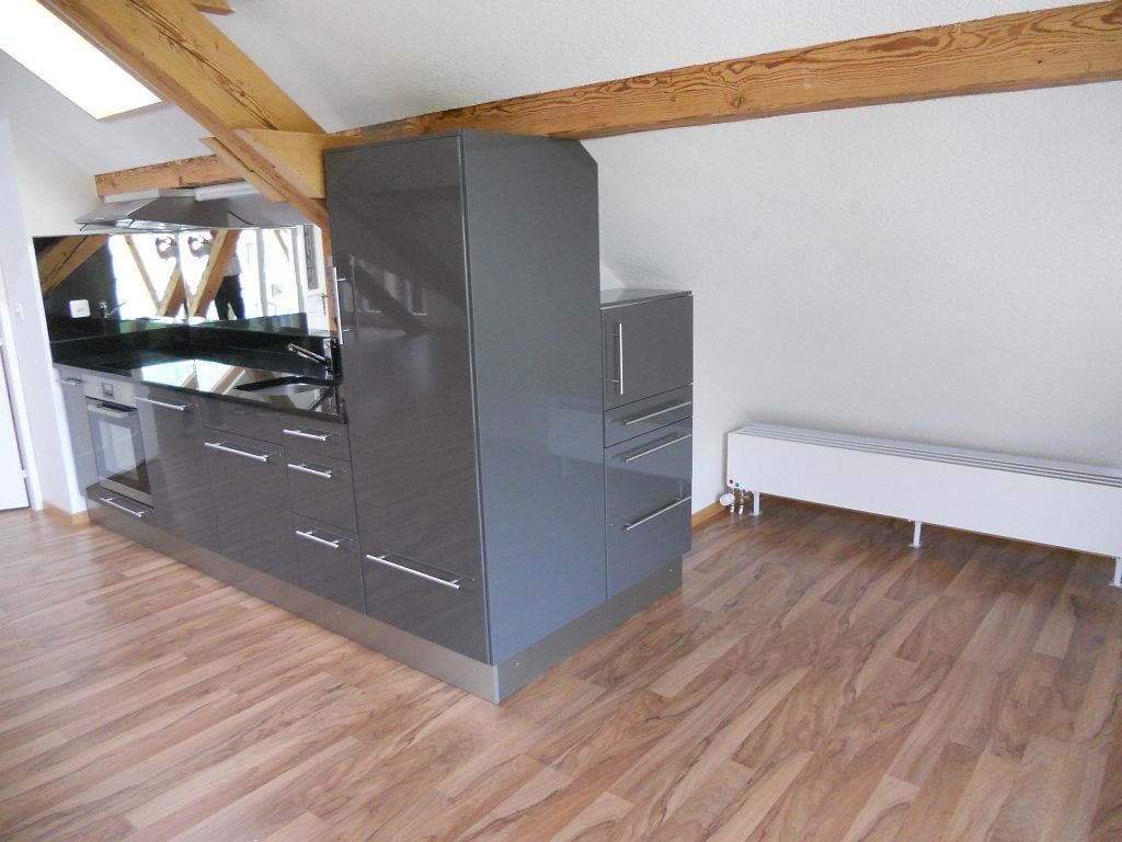 1 room loft, photo 4 of 9