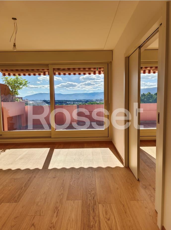 8 rooms apartment