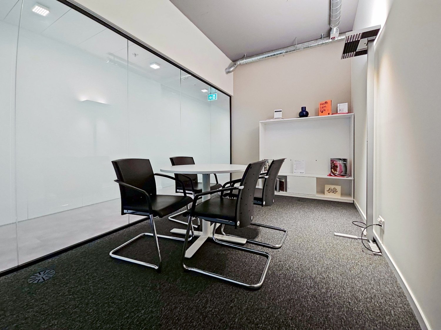 60m² office, photo 7 of 10